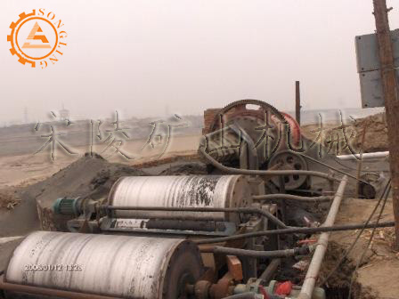 河砂選鐵設(shè)備現(xiàn)場(chǎng)